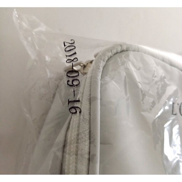 AIR CHINA Business Class 2018 L'Occitane En Provence AMENITY KIT Open Box - Picture 5 of 9